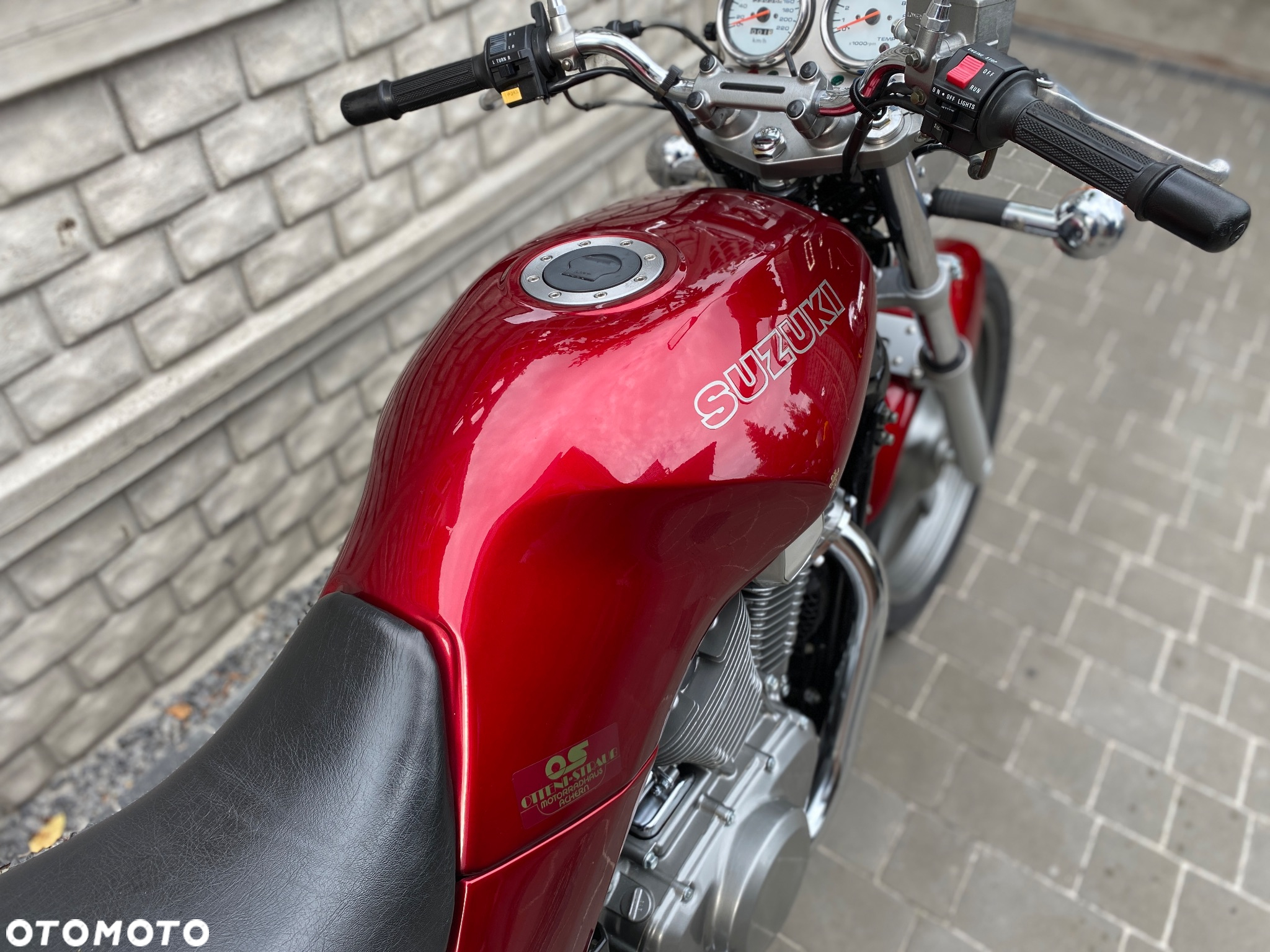 Suzuki VX - 10