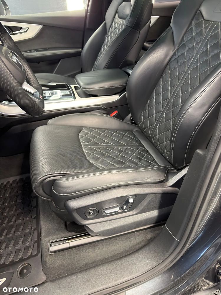 Audi SQ7 4.0 TDI Quattro Tiptronic - 12