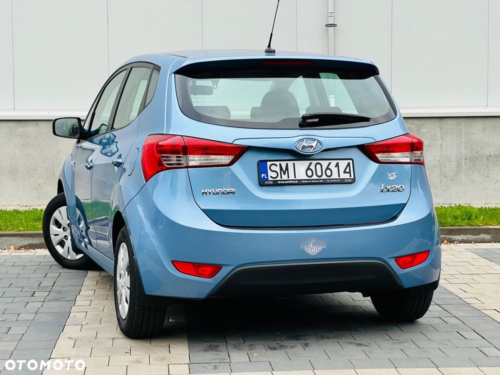 Hyundai ix20 1.4 Trend - 16