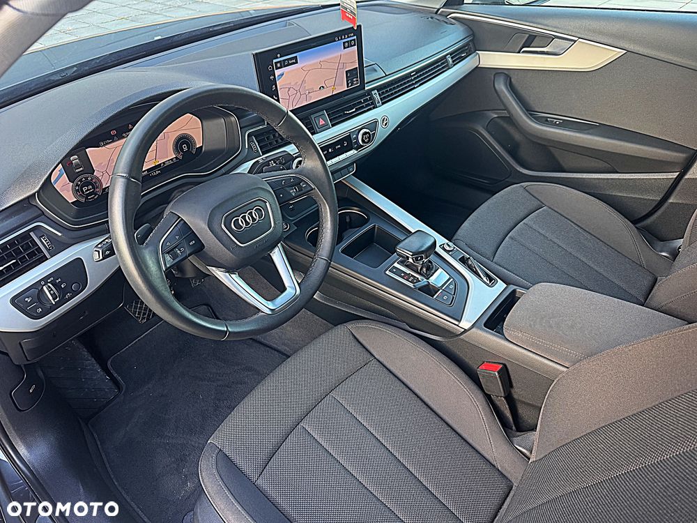 Audi A4 Limousine - 10