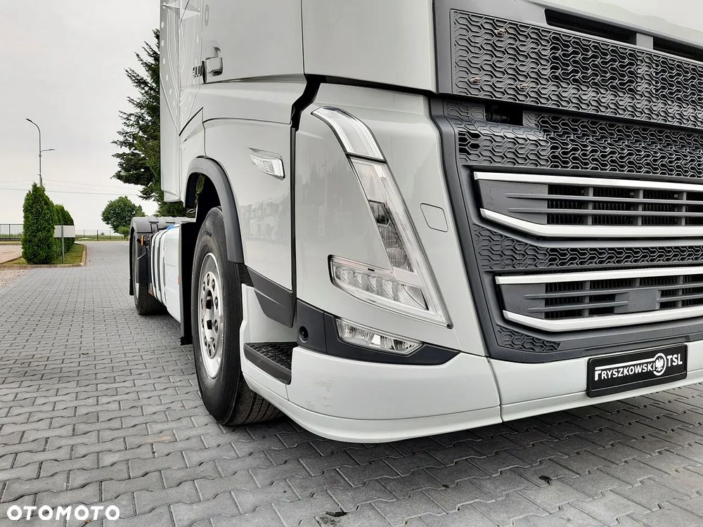 Volvo Volvo FH 500 / EURO 6 * BEZ I-SAVE / ACC / KLIMA POSTOJOWA / NAVIGACJA / Z NIEMIEC - 22