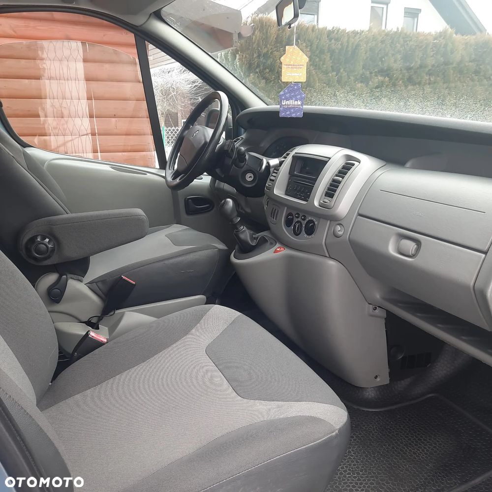 Renault Trafic - 8