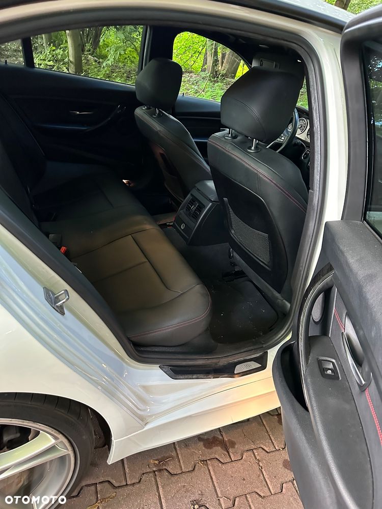 BMW Seria 3 - 23