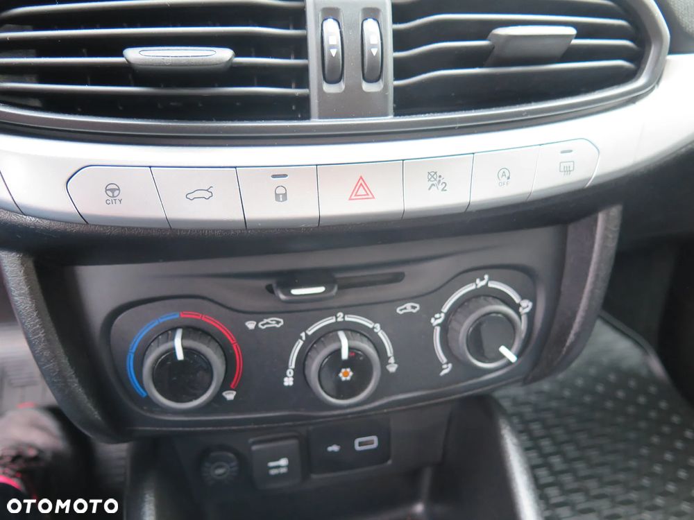 Fiat Tipo - 17