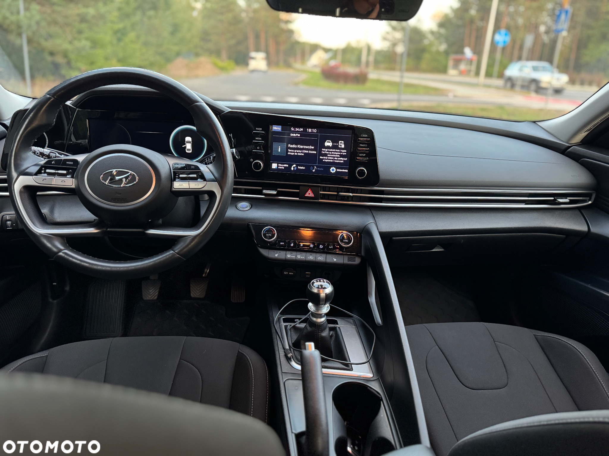 Hyundai Elantra 1.6 Smart - 12