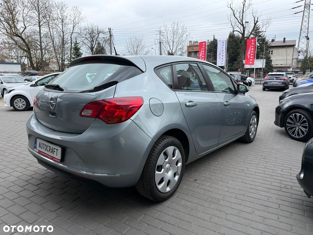 Opel Astra 1.6 Enjoy EU6 - 20