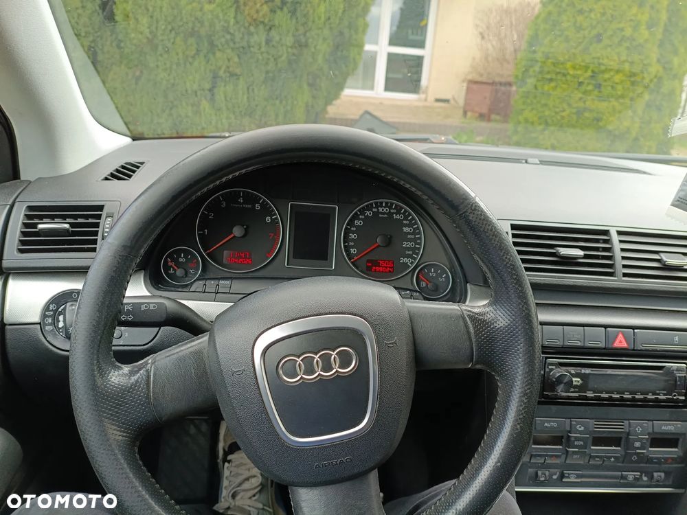 Audi A4 Limousine 1.8T - 10