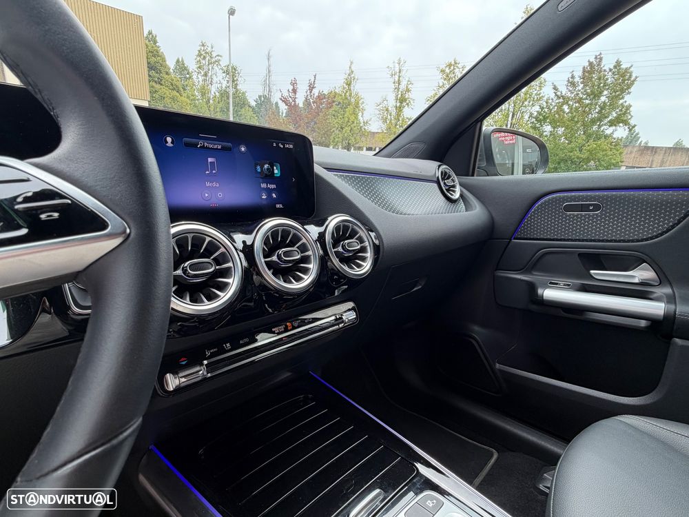 Mercedes-Benz EQA 250+ - 22