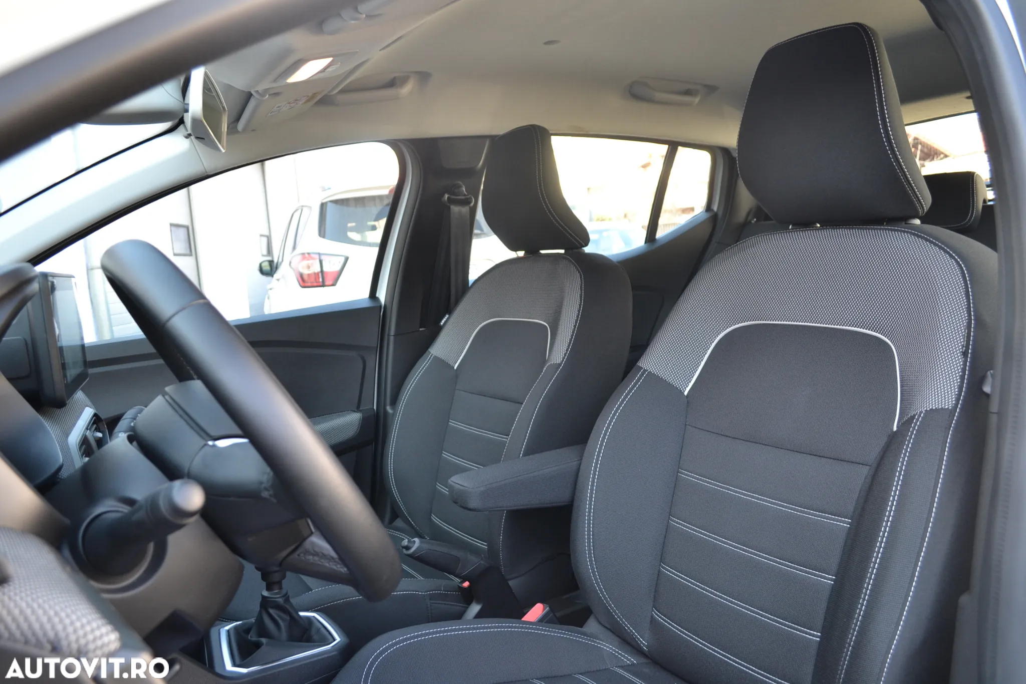 Dacia Sandero TCe 90 MT6 Comfort - 12