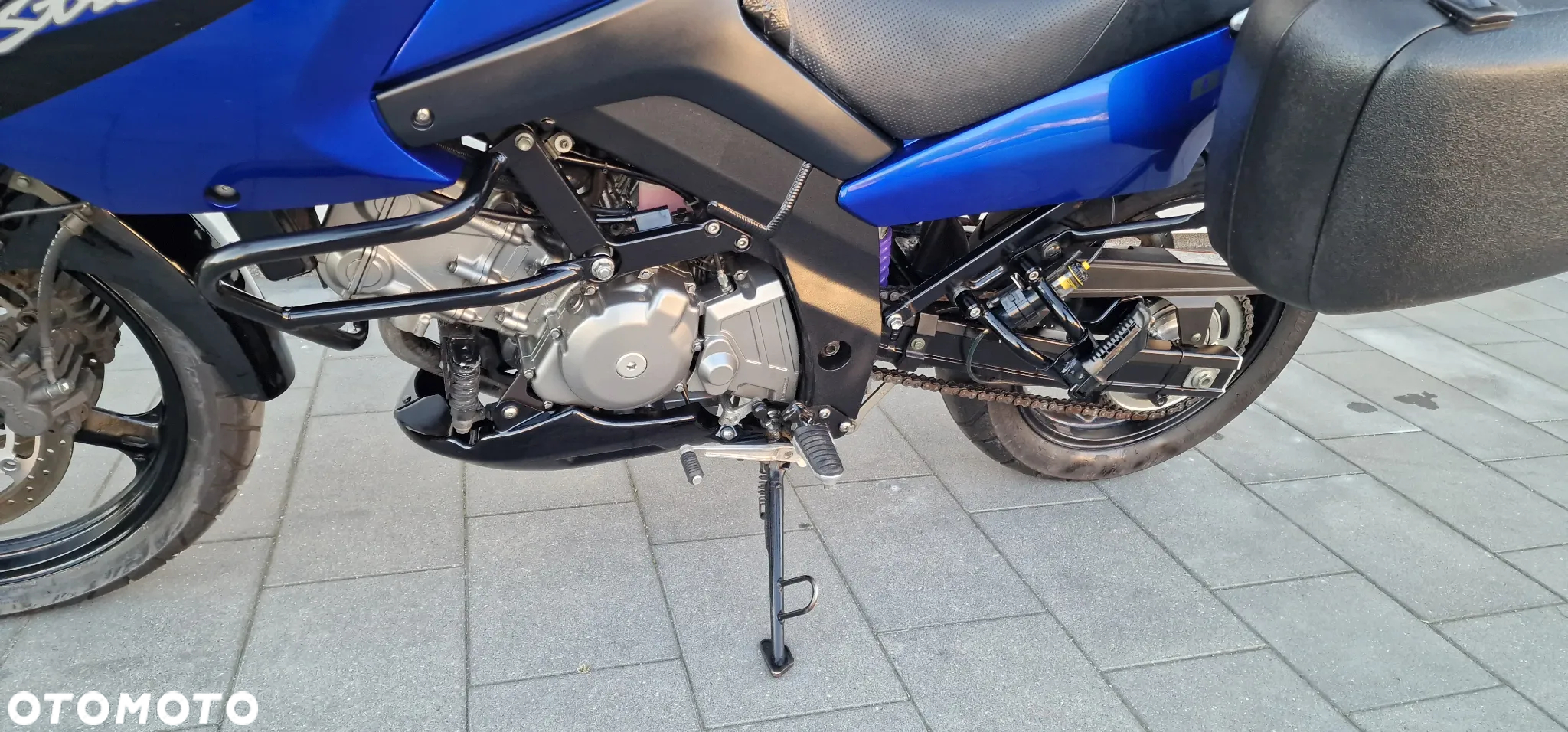 Suzuki DL - 5