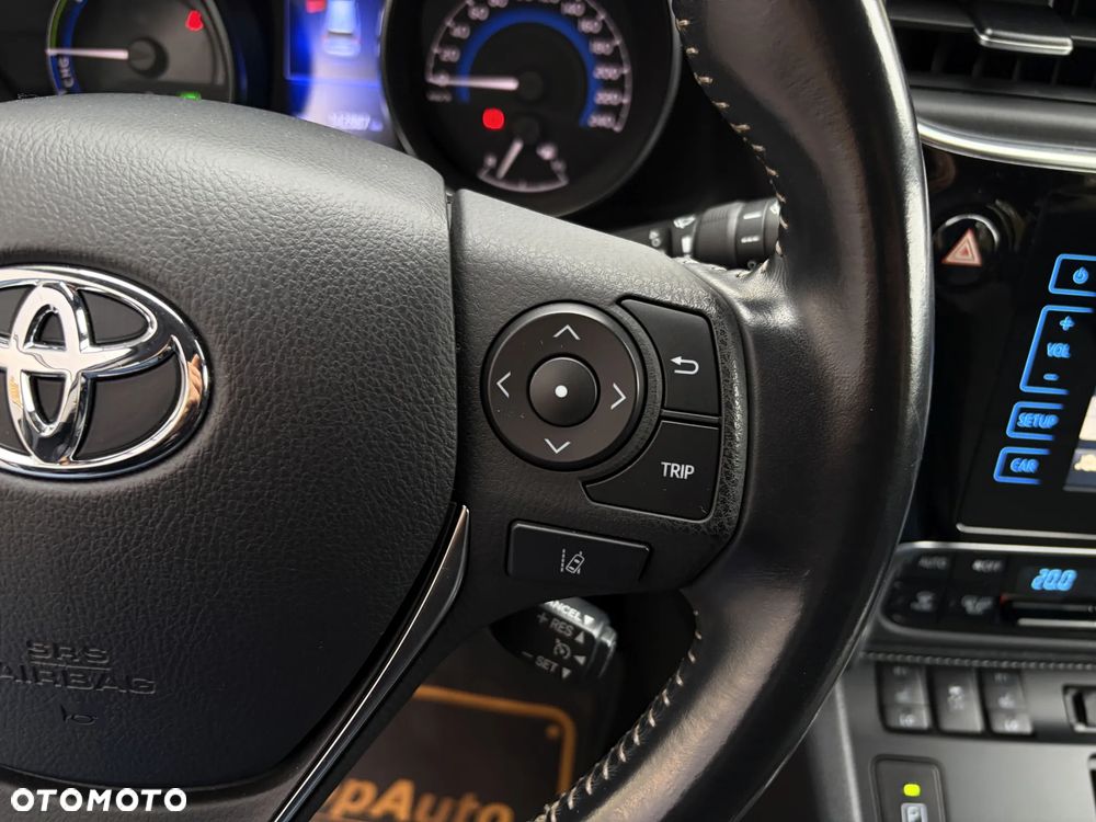 Toyota Auris 1.8 HSD Luna - 27