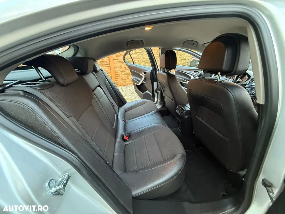 Opel Insignia - 7