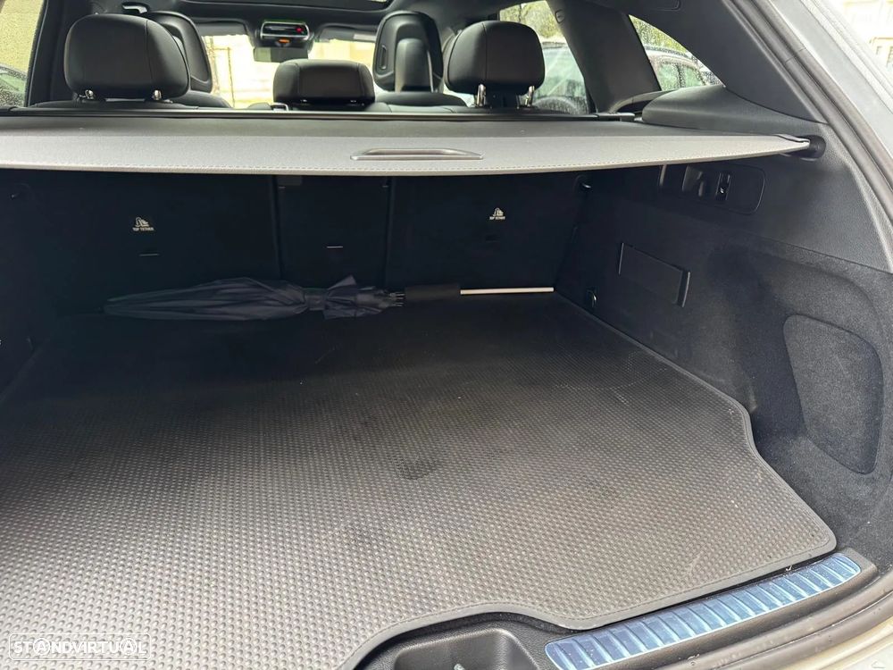 Mercedes-Benz GLC 300 e 4Matic 9G-TRONIC Avantgarde Advanced - 29