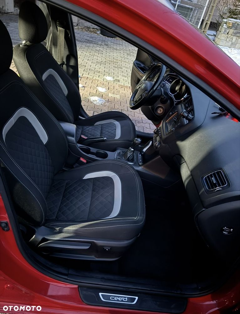 Kia Ceed 1.6 CRDi GT Line - 7