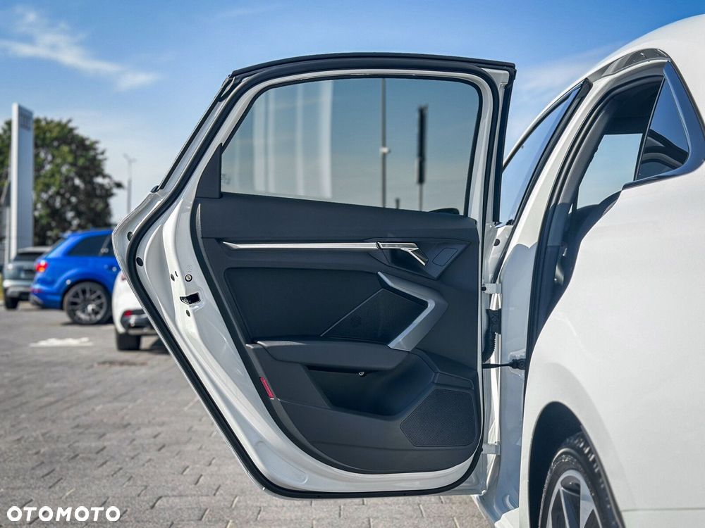 Audi A3 Limousine - 34