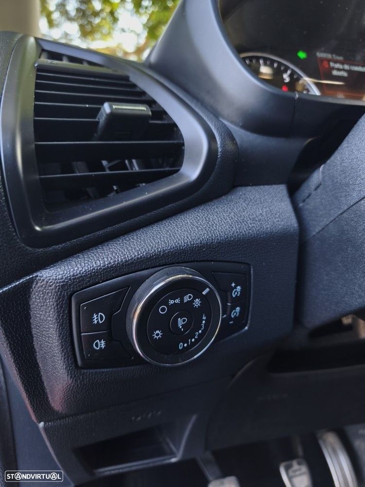 Ford EcoSport 1.0 EcoBoost ST-Line Black Edition - 26