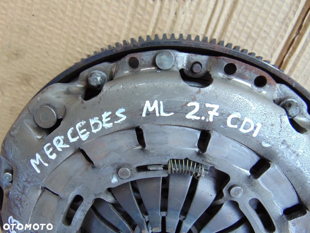 Koło dwumasowe dwumasa sprzęgło Mercedes W163 ML 270 2.7 CDI - 16