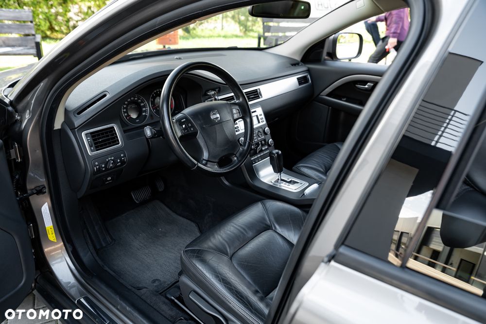 Volvo XC 70 3.2 AWD Summum - 15