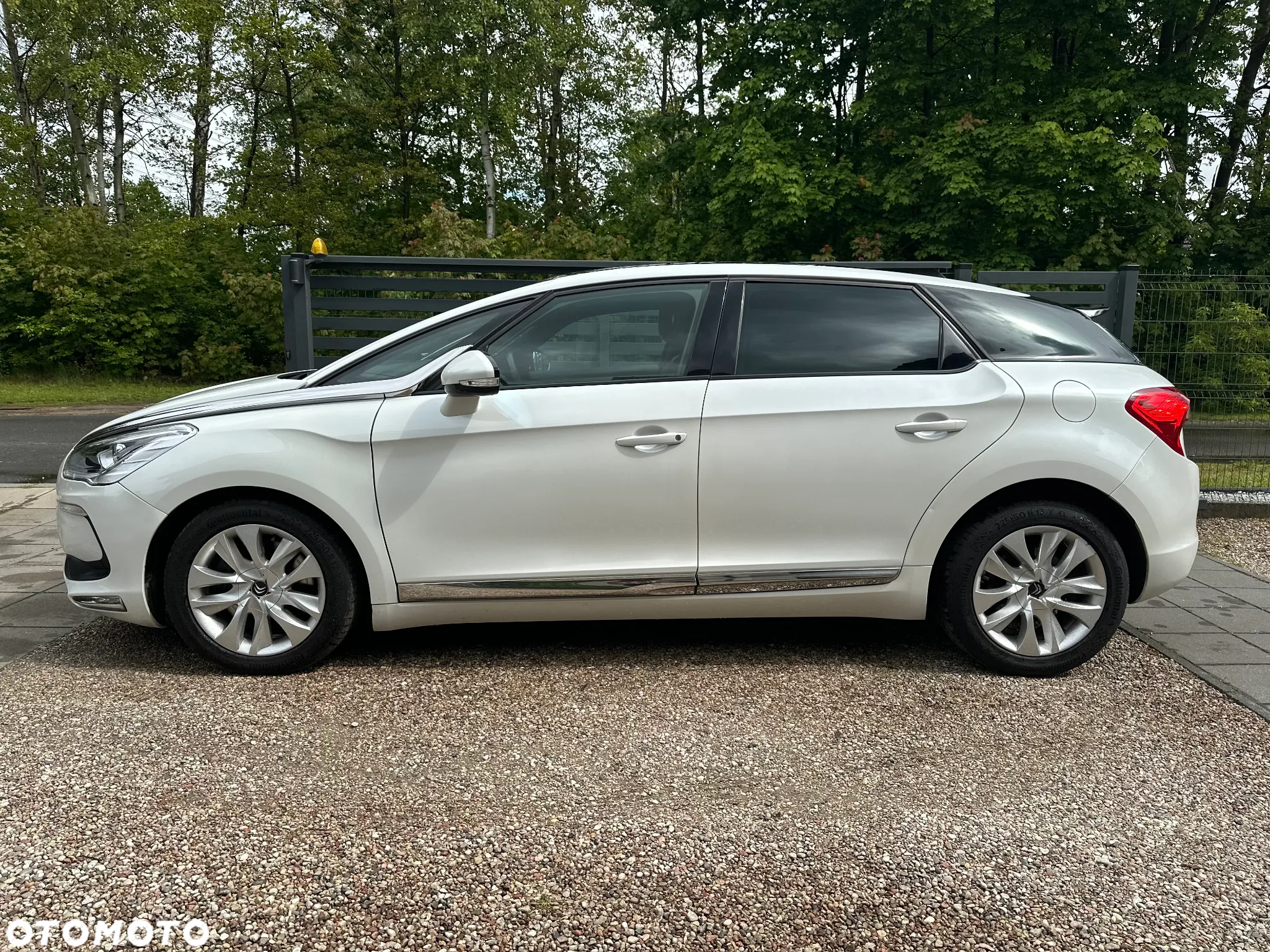 Citroën DS5 2.0 BlueHDi SoChic - 10