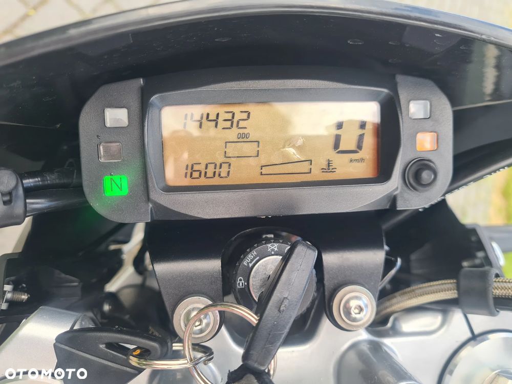 Aprilia SX - 8