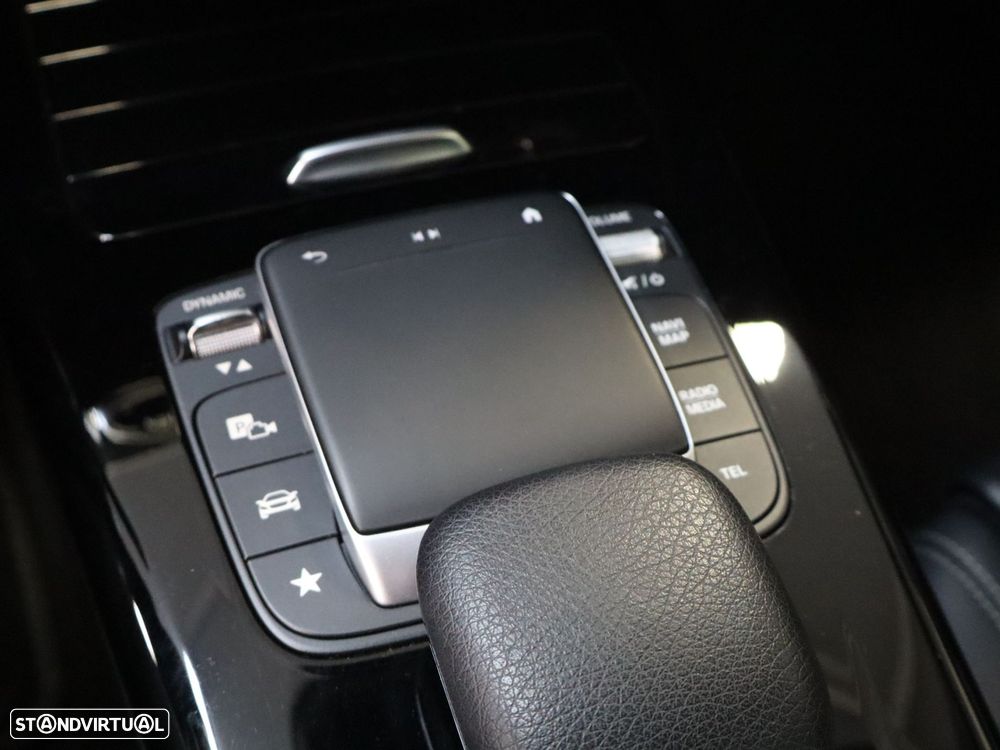 Mercedes-Benz A 250 e Style Plus - 21