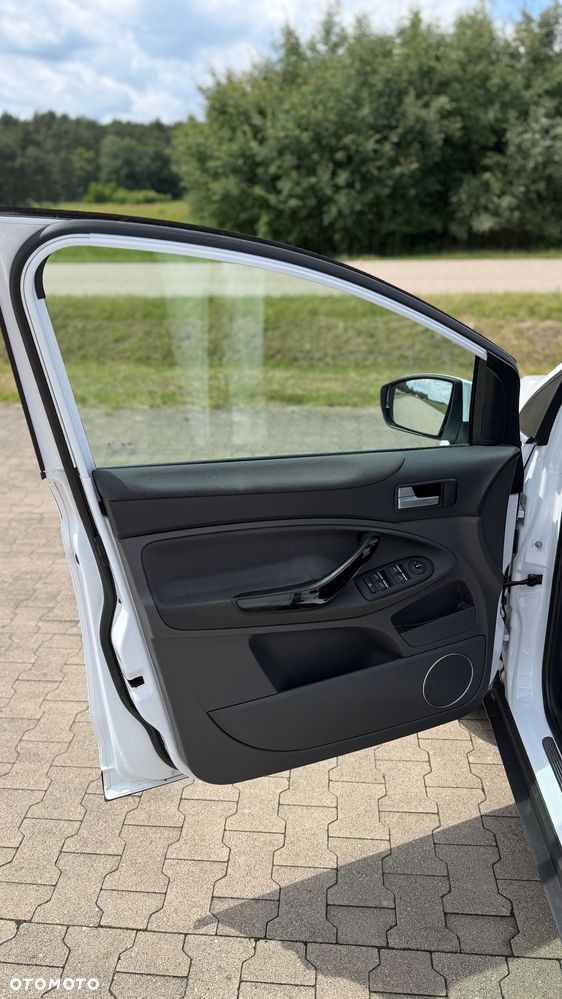 Ford Kuga 2.0 TDCi 4x4 Individual - 19