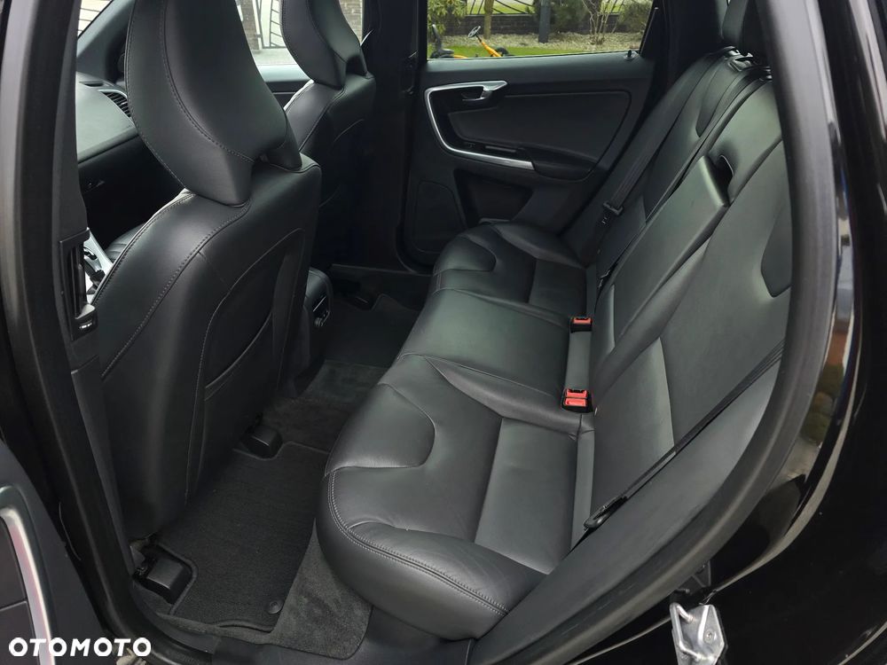 Volvo XC 60 D4 Geartronic Summum - 20