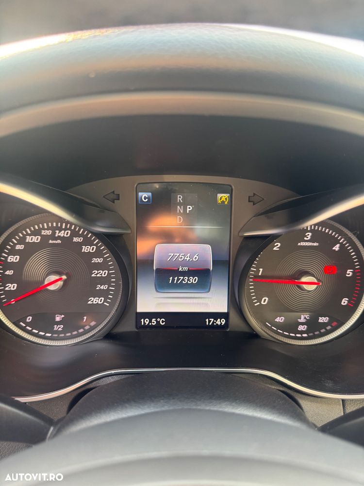 Mercedes-Benz C 250 d 4Matic 9G-TRONIC - 11