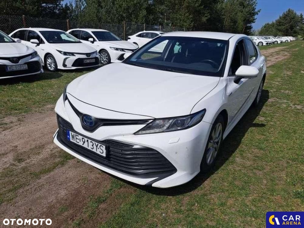 Toyota Camry - 3