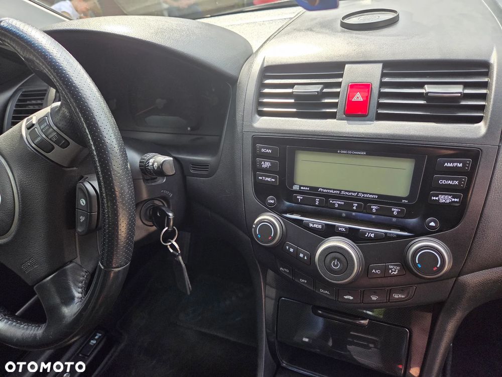 Honda Accord 2.0 i Comfort - 11