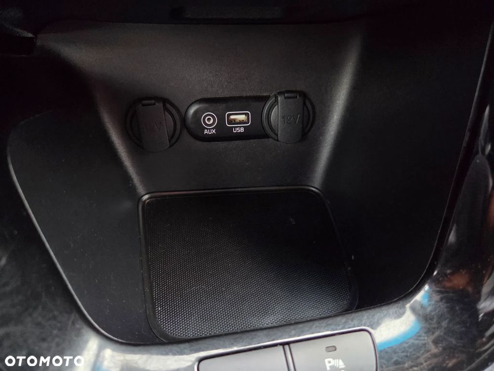 Kia ProCeed 1.6 CRDi 136 ISG GT Line - 24