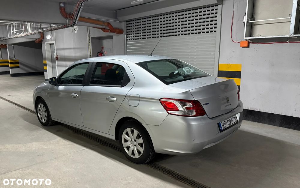 Peugeot 301 1.6 BlueHDi Active - 4