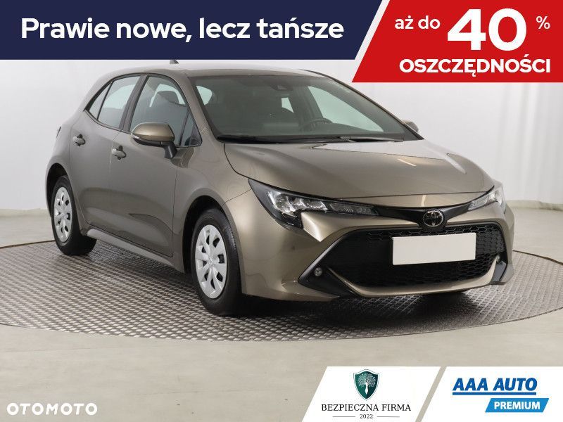 Toyota Corolla - 1