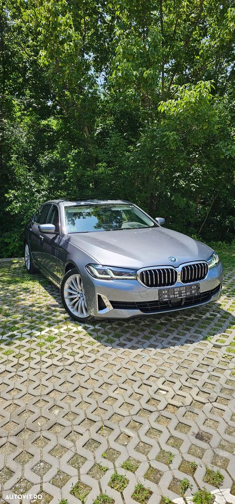 BMW Seria 5 530e xDrive AT PHEV - 26