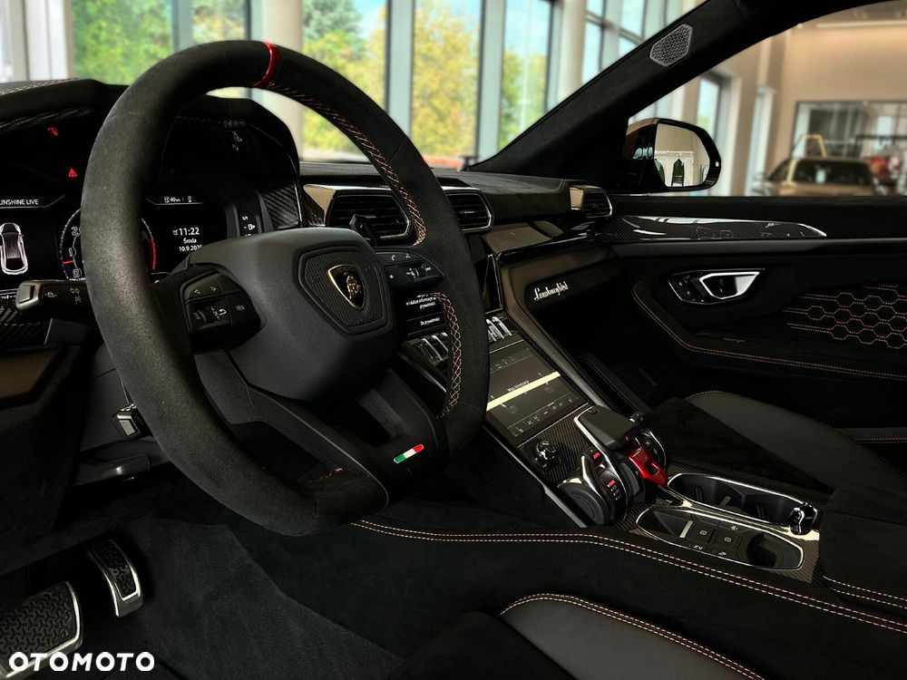 Lamborghini Urus - 6
