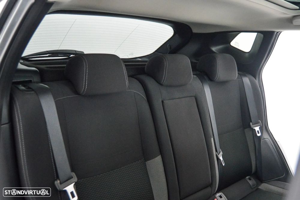 Nissan Qashqai 1.6 dCi N-Connecta - 50