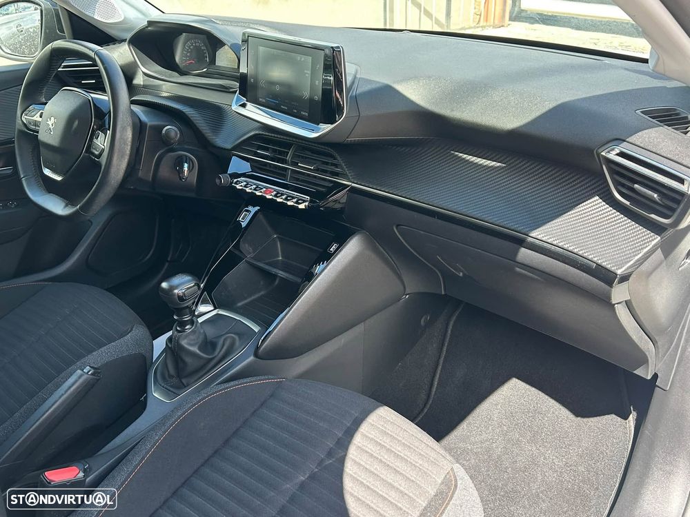 Peugeot 208 1.2 PureTech GT Line - 35