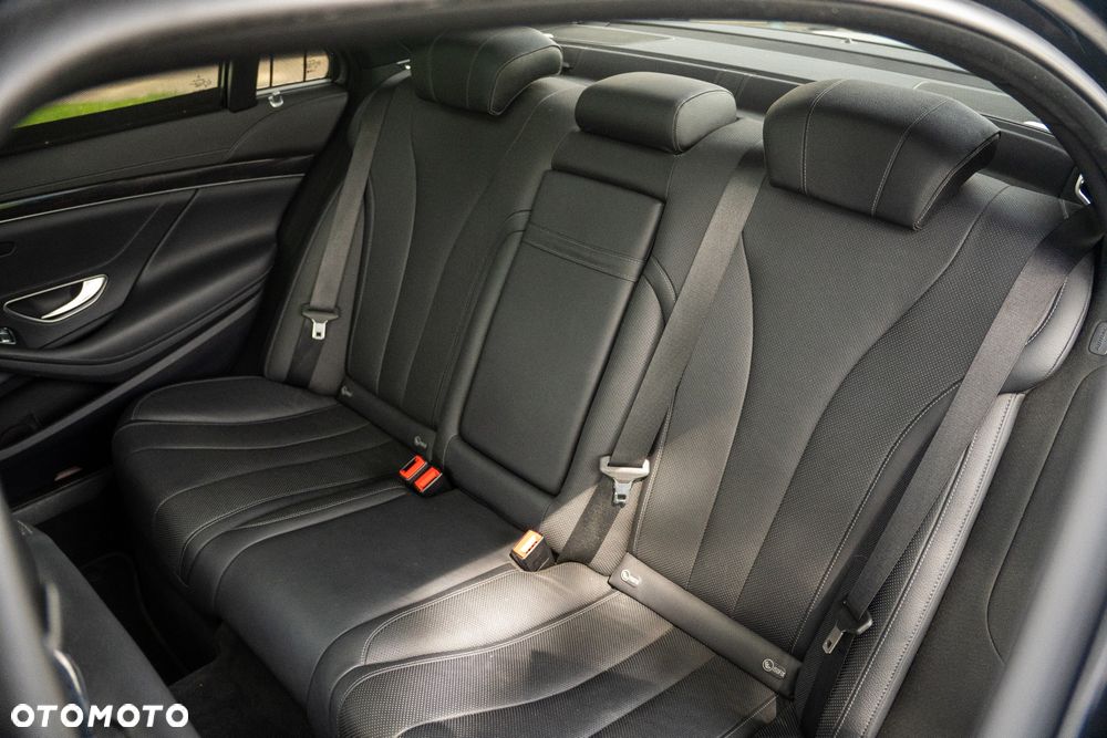 Mercedes-Benz Klasa S 500 4-Matic L 7G-TRONIC - 28