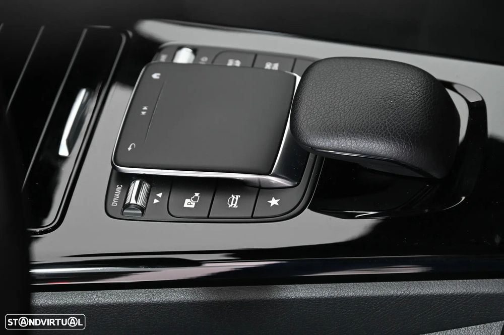 Mercedes-Benz CLA 180 - 24