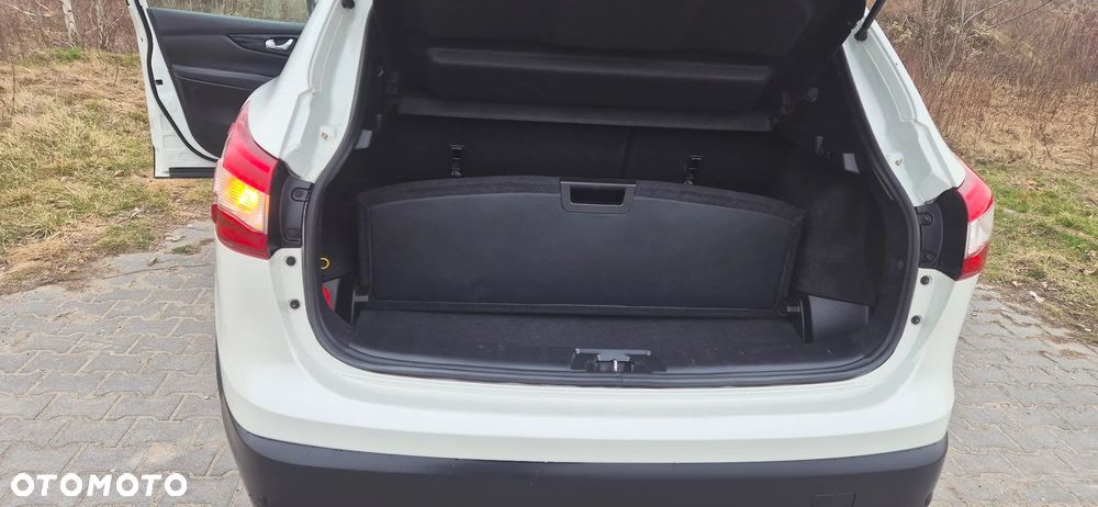 Nissan Qashqai 1.6 DCi Tekna Xtronic - 8