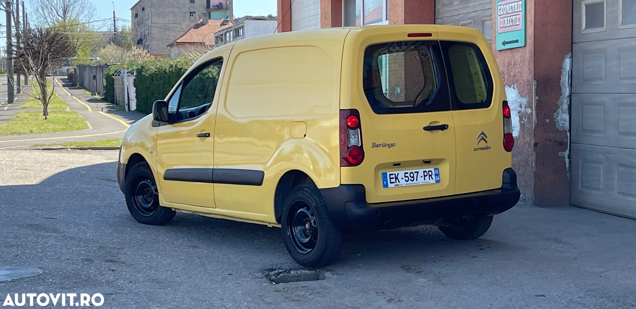 Citroën Berlingo 1.6 BlueHDi 100 S&S ETG6 Feel - 2