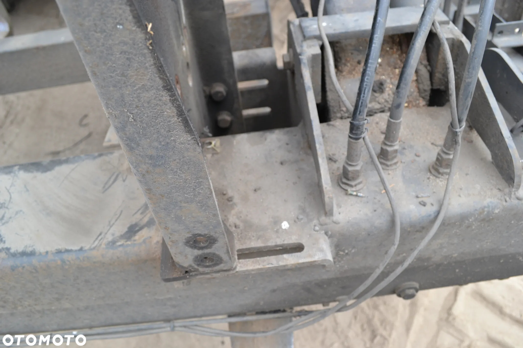WINDA ALUMINIOWA BAR 2 t wys.230 szer.251 cm - 9
