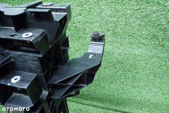 SEAT ATECA 16- pas przedni przód - 3