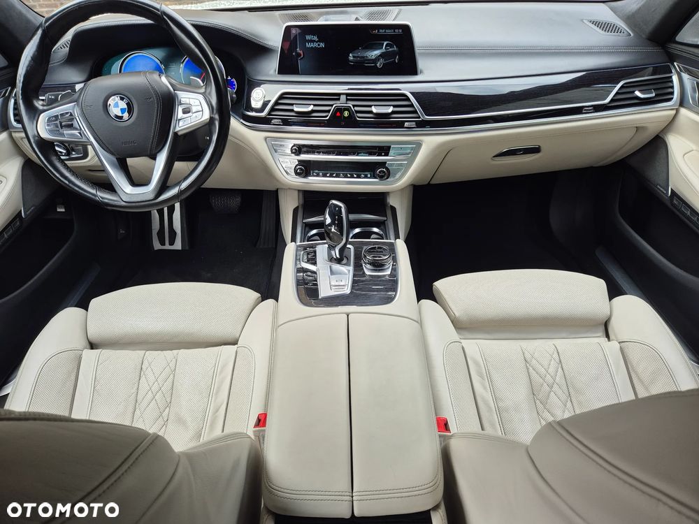 BMW Seria 7 740d xDrive - 18