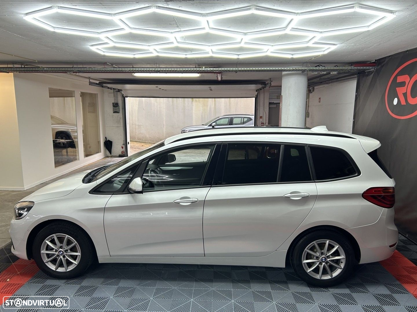 BMW 216 Gran Tourer d - 5