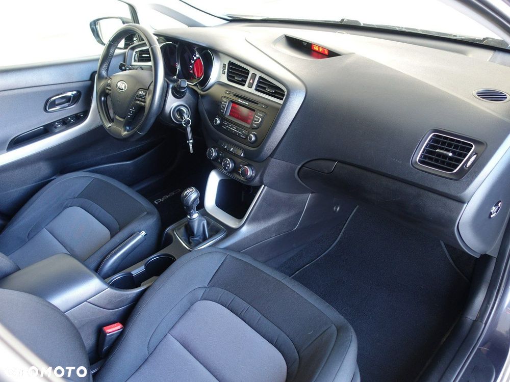 Kia Ceed - 18