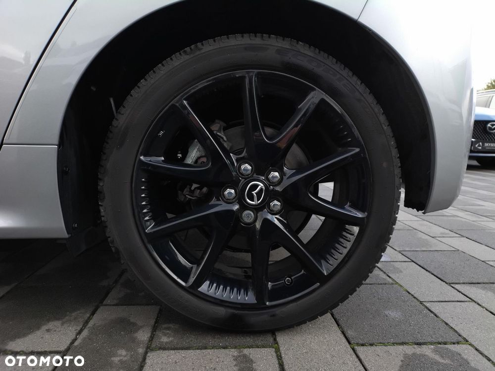 Mazda 2 - 25