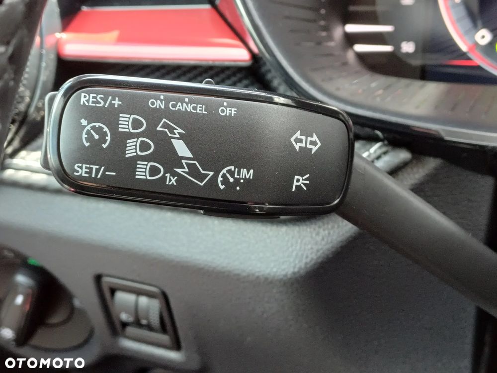 Skoda Fabia 1.5 TSI Monte Carlo DSG - 18