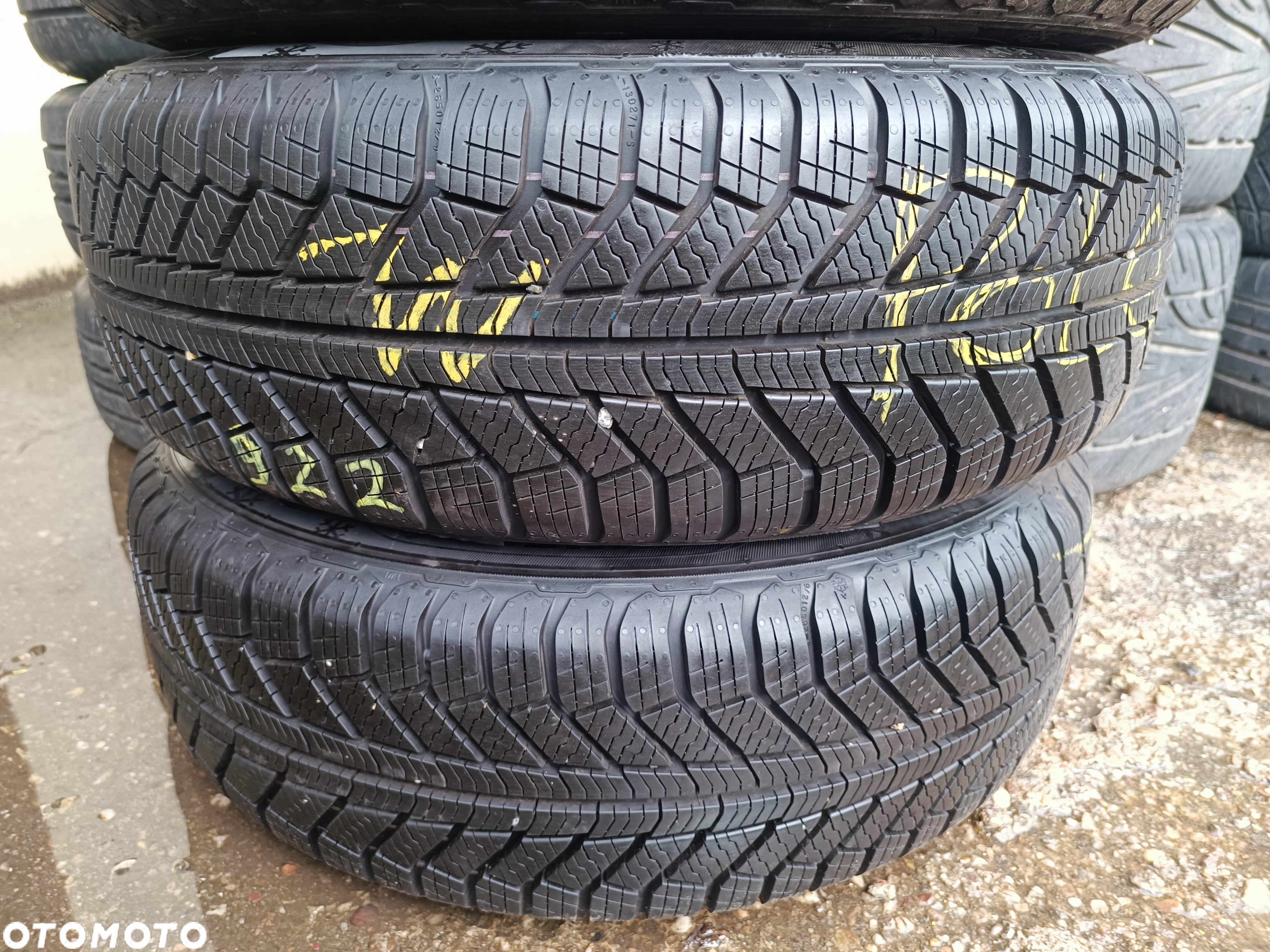 4x100 Felgi Stalowe Stal 15 Koła Zimowe Zima TOYOTA COROLLA E12 YARIS II 2 SUZUKI SWIFT MAZDA 323 DEMIO KIA RIO 3 III HYUNDAI I20 II 2 ACCENT BAYON 8-9mm - 9