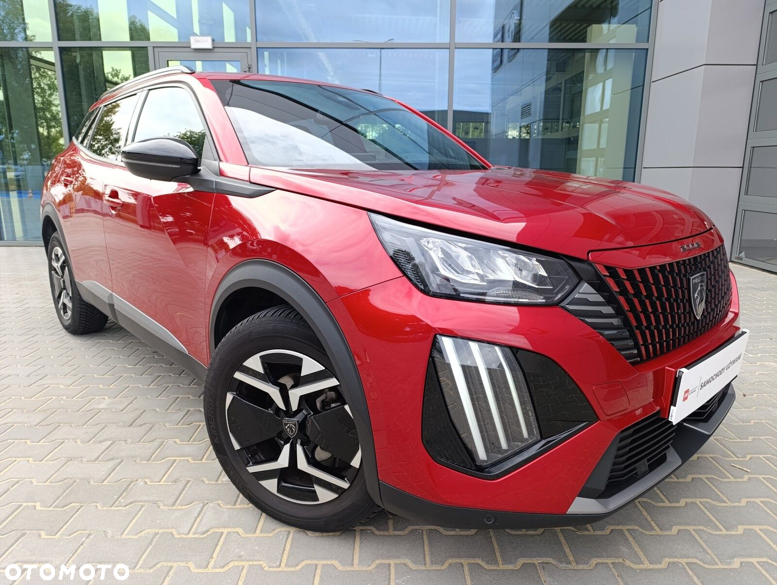Peugeot 2008 PureTech 100 Allure S&S BVM6 - 3